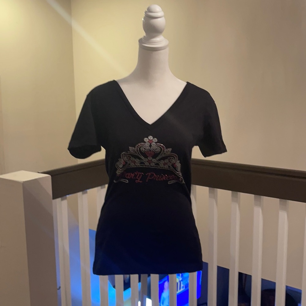 Party Princess®️Brand V-neck top